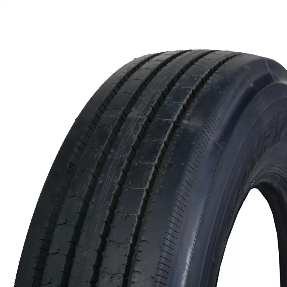 Грузовая шина 295/80 R22,5 Long March LM-216 18PR в Касли