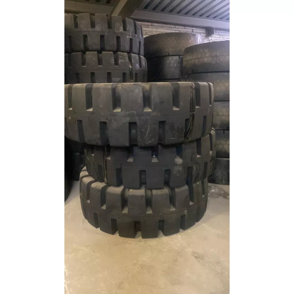 Спецшина 23,5 R25 Steel L5S 28PR в Касли